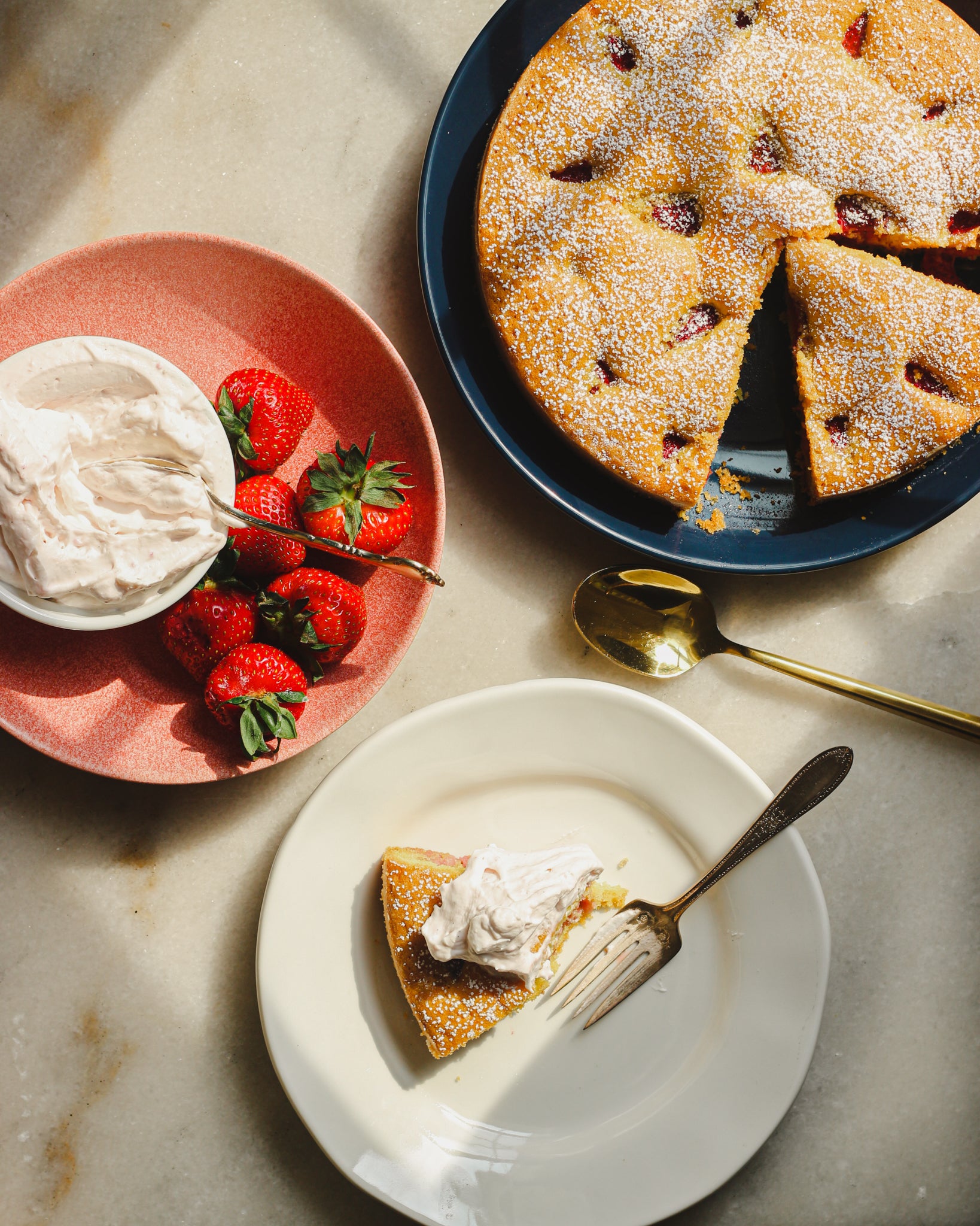 Summer Strawberry Cake